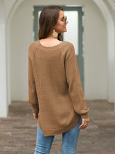 Load image into Gallery viewer, Rounded Hem Knit Sweater
