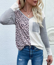 Load image into Gallery viewer, Color Block Patch Pocket Knit Sweater
