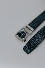 Load image into Gallery viewer, Josh Kelley Signature: Low Taper Fade
