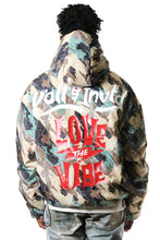 Load image into Gallery viewer, KAMI Padded Crop Style Nylon Pullover Jacket
