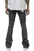Load image into Gallery viewer, Gri Men's premium flare stacked twill cargo pant with multi functional pockets
