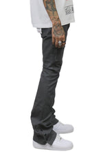 Load image into Gallery viewer, Gri Men's premium flare stacked twill cargo pant with multi functional pockets

