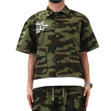 Load image into Gallery viewer, EFFEST Fine Ripstop Twill Boxy Cut Crop Top Short sleeve Buttondown Shirt
