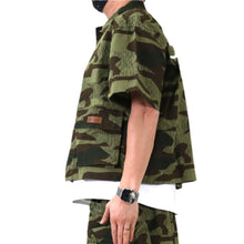 Load image into Gallery viewer, EFFEST Fine Ripstop Twill Boxy Cut Crop Top Short sleeve Buttondown Shirt
