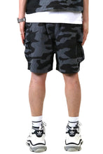 Load image into Gallery viewer, NOIS Fine Ripstop Twill Wide bottom opening short pants.
