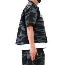 Load image into Gallery viewer, NOIS Fine Ripstop Twill Boxy Cut Crop Top Short sleeve Buttondown Shirt
