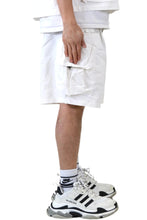 Load image into Gallery viewer, REVOL Fine Twill Wide bottom opening short pants.
