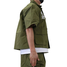 Load image into Gallery viewer, Vont Fine Nylon Twill Boxy Cut Crop Top Short sleeve Buttondown Shirt
