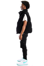 Load image into Gallery viewer, SABLE Corduroy Puff Vest
