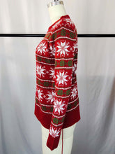 Load image into Gallery viewer, Knit Long-Sleeved Snowflake Christmas Sweater | NCS
