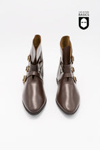 Load image into Gallery viewer, Medieval Half Boots
