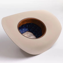Load image into Gallery viewer, Larry Mahan's Genoa - (6X) Fur Felt Cowboy Hat

