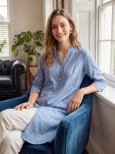 Load image into Gallery viewer, 100% Linen Hand Button Long Top DILLON
