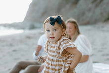 Load image into Gallery viewer, Lake House Petite Hair Bow
