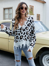 Load image into Gallery viewer, Leopard Print V-Neck Fringe Cropped Sweater | NCS
