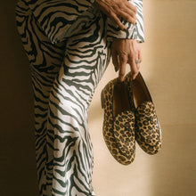 Load image into Gallery viewer, Womens Leopard Print Milano Loafer
