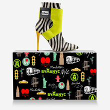 Load image into Gallery viewer, Limited Edition Vegan Stiletto Boots BYMANYC ® New York Futurista Noir
