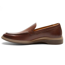 Load image into Gallery viewer, The Loafer (Chestnut)
