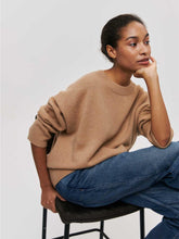 Load image into Gallery viewer, Loose Fit Women's Round Neck Pullover Sweater | NCS
