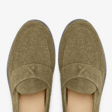 Load image into Gallery viewer, Men's Antelope Textured Suede Lug Centesimo
