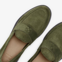 Load image into Gallery viewer, Men's Olive Suede Lug Centesimo
