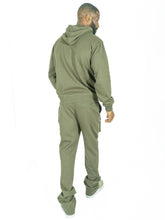 Load image into Gallery viewer, M1635 Essentials Stacked Sweatpants - Olive

