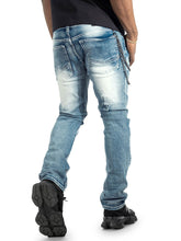 Load image into Gallery viewer, Jeans | M1763 Adorni Chain Pants - Light Wash

