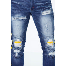 Load image into Gallery viewer, M1769 Makobi Cameo Denim Jeans - Dark Wash
