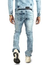 Load image into Gallery viewer, Jeans | M1900 Prego Pants - Light Wash
