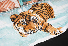Load image into Gallery viewer, M304 Tiger In Paradise Tee - Black
