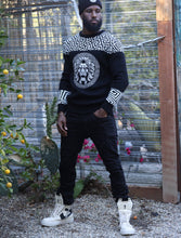 Load image into Gallery viewer, M4131 Leo Knit Sweater - Black
