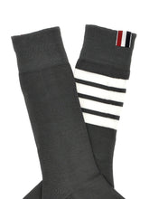 Load image into Gallery viewer, Thom Browne Men &#39;4 Bar&#39; Socks
