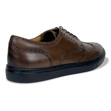 Load image into Gallery viewer, Men's Don Giovanni Wingtips - Brown
