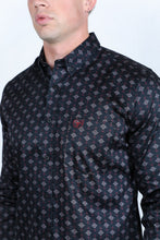 Load image into Gallery viewer, Mens Satin Cotton/Spandex Modern Fit Long Sleeve Shirt
