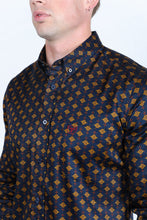 Load image into Gallery viewer, Mens Satin Cotton/Spandex Modern Fit Long Sleeve Shirt
