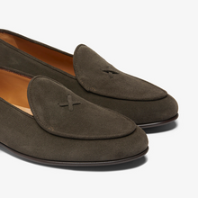Load image into Gallery viewer, Men's Chocolate Suede Milano Loafer
