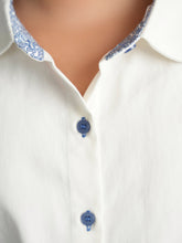 Load image into Gallery viewer, Blue Buttons Long Sleeve Dress Shirt with Paisley Contrast
