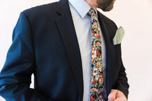 Load image into Gallery viewer, Sea Foam Green Linen - Pocket Square
