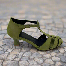 Load image into Gallery viewer, Women’s Suede Round Toe Shoes – Plus Size Breathable Casual Flats
