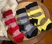 Load image into Gallery viewer, Fold Striped Lantern Cotton Socks
