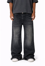 Load image into Gallery viewer, NOIR CLASSIC DENIM
