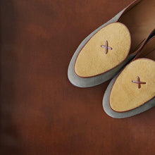 Load image into Gallery viewer, Men's Olive Textured Tan Milano Loafer
