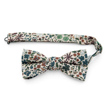 Load image into Gallery viewer, Orchard Floral - Men's Pre-tied Bow Tie
