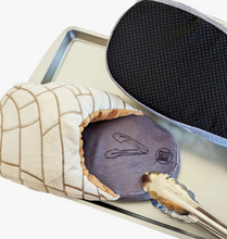 Load image into Gallery viewer, Conchas Slippers
