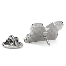 Load image into Gallery viewer, NCAA University of Michigan Wolverine Cufflinks and Lapel Pin Gift Set
