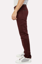 Load image into Gallery viewer, Slade Men&#39;s Wine Relaxed Fit Stretch Pants
