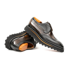 Load image into Gallery viewer, Patent leather shoes Platform brogues Black
