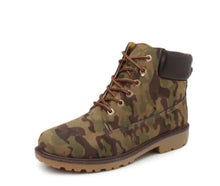 Load image into Gallery viewer, Ankle Boots - # BOAA73210009
