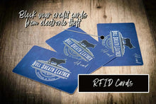 Load image into Gallery viewer, Badge Vertical Wallet - Saddle Tan
