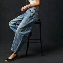 Load image into Gallery viewer, Women’s Mid Rise Wide Leg Jeans
